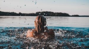 Schwimmen mit Tracheostomie, Schwimmen mit Inkontinenz