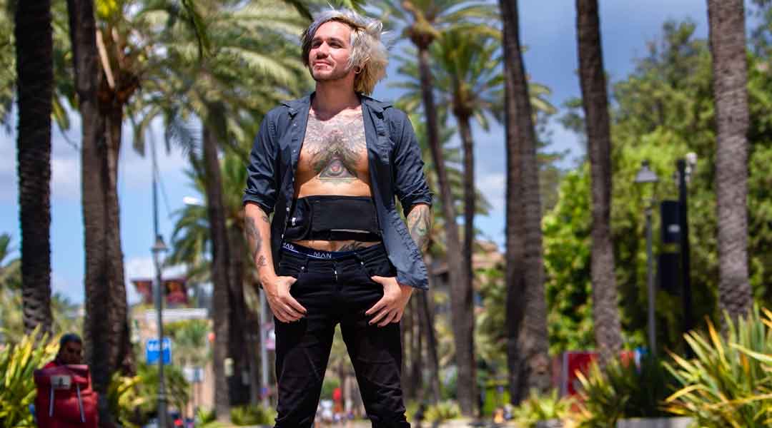 Paolo Phoenix Stoma Blogger unter Palmen
